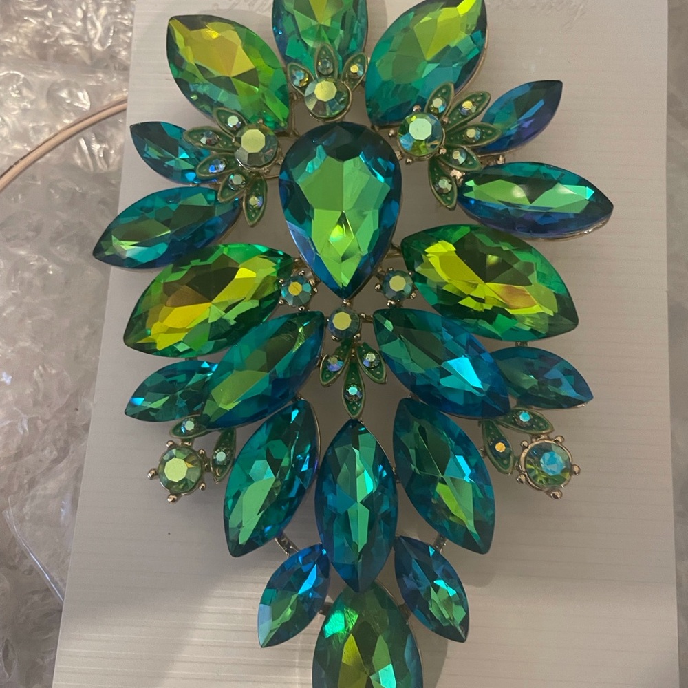 Fashion Jewelry Green and Blue Brooch